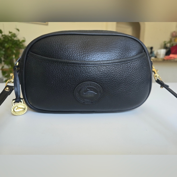 Dooney and Bourke awl leather camera crossbody Bag - Picture 12 of 14